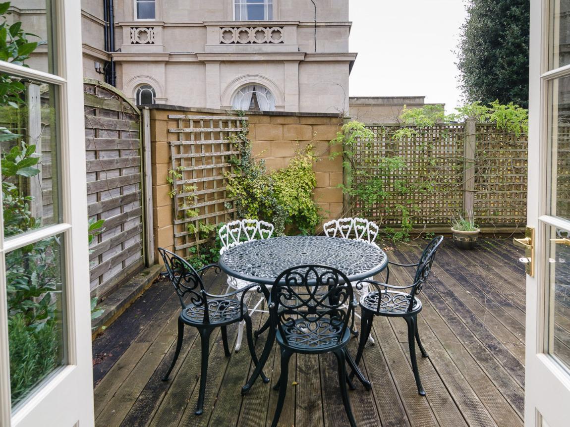 Apsley House Bed & Breakfast Bath Bagian luar foto