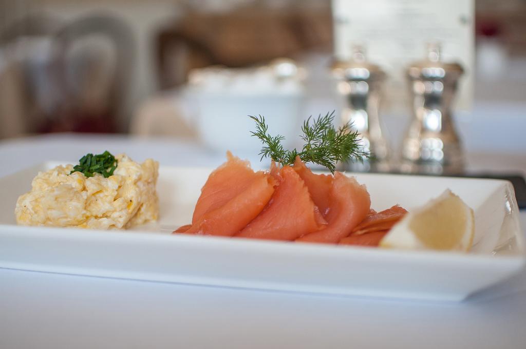 Apsley House Bed & Breakfast Bath Bagian luar foto