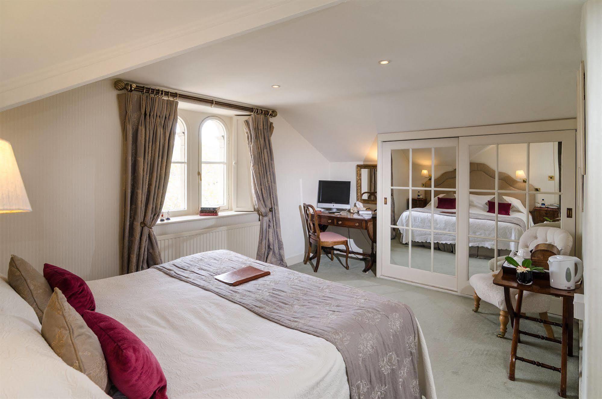 Apsley House Bed & Breakfast Bath Bagian luar foto