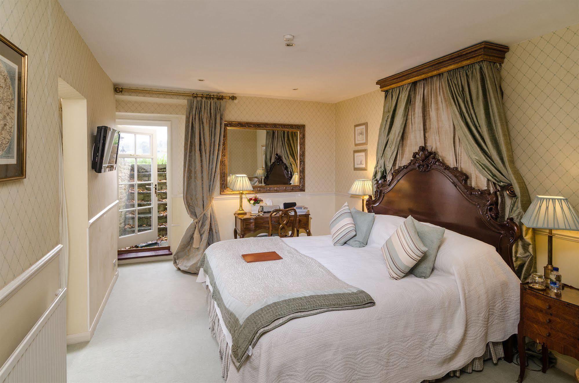Apsley House Bed & Breakfast Bath Bagian luar foto