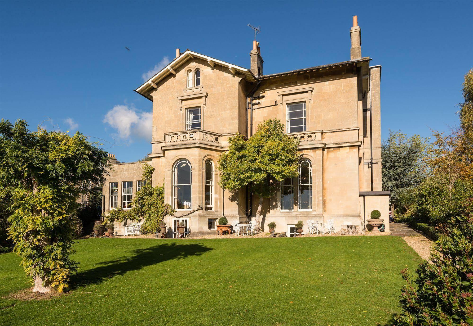 Apsley House Bed & Breakfast Bath Bagian luar foto